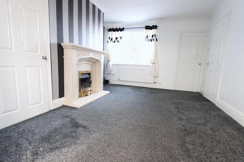Rosslyn Avenue, Sunderland SR2 2 bed semidetached house for sale £