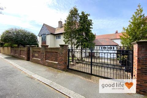 5 bedroom detached house for sale, Abbotsford Grove, Sunderland SR2