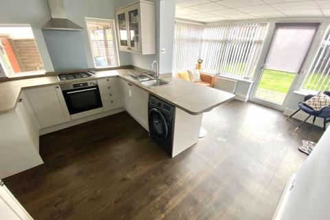 69 Hexham Road, Sunderland, SR4 8BW