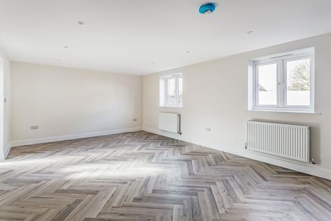 7 Eden View, Edenbridge, TN8 5FE