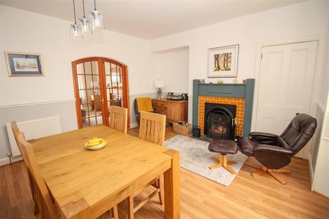 5 Dakers Place, Hawick, TD9 9JE