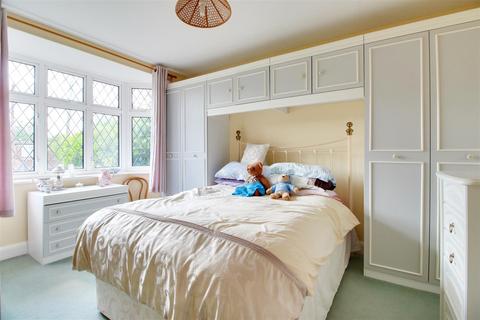 5 Bridgewater Hill, Northchurch, Berkhamsted, HP4 1LW