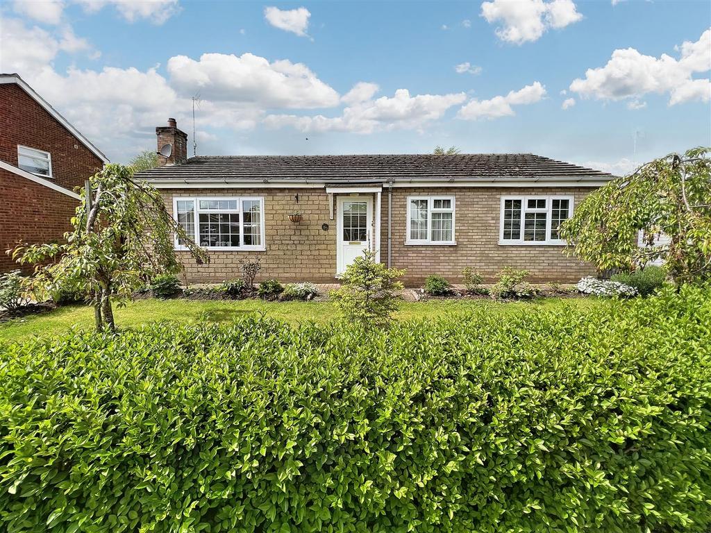Chestnut Avenue, Donington, Spalding 3 bed bungalow for sale £265,000