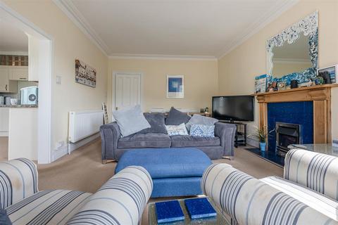 13a Fairview Road, Dartmouth, TQ6 9EN