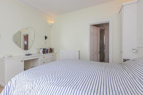13a Fairview Road, Dartmouth, TQ6 9EN