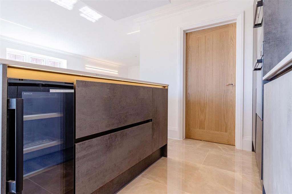 Mill Lane, High Salvington 4 bed house £900,000