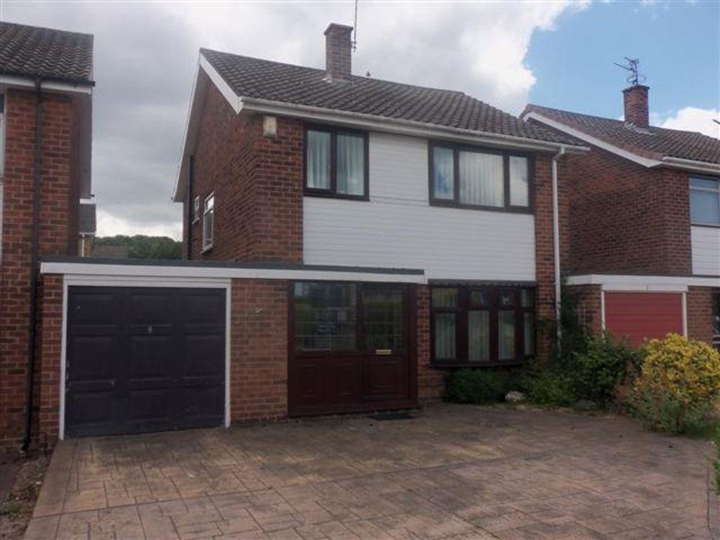 Appledore Avenue, Wollaton, NG8 2RE 3 bed detached house £925 pcm (£