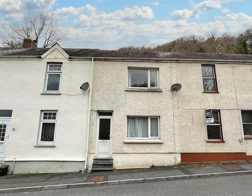 Trevaughan, Carmarthen 2 bed terraced house for sale £125,000