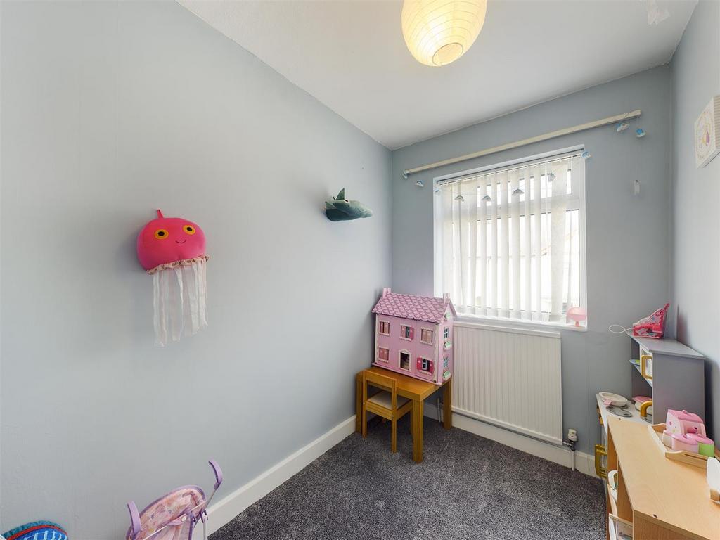 Bedroom: