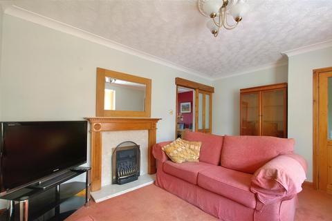 159 Bannerman Road, Nottingham, NG6 9HX
