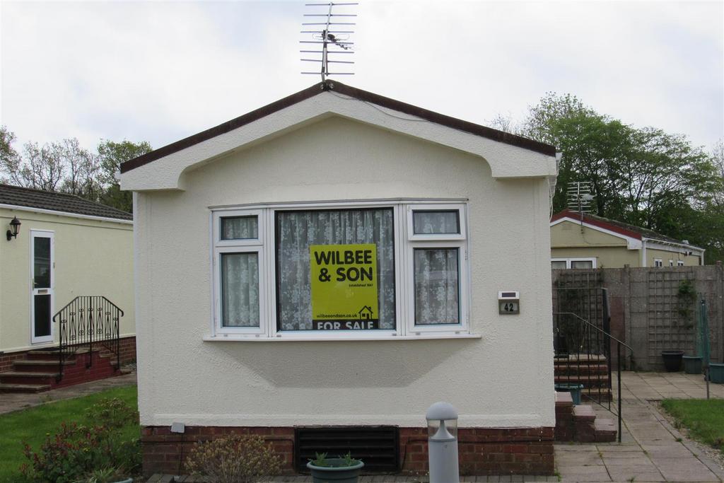 Shalloak Road, Broad Oak, Canterbury 1 bed mobile home for sale £85,000