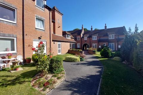 2 bedroom flat for sale, Strawberry Court, Scalby Road, Scarborough