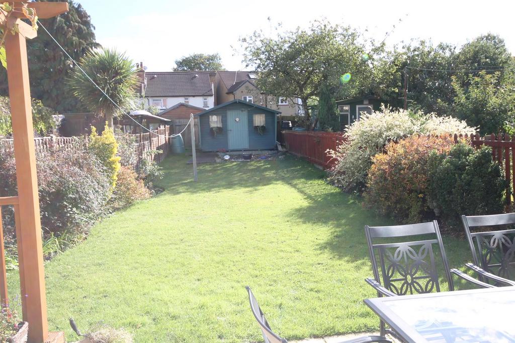 Erskine Road, Sutton 4 bed semidetached house £625,000