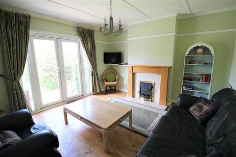 6 Stane Way, Epsom, KT17 1PN