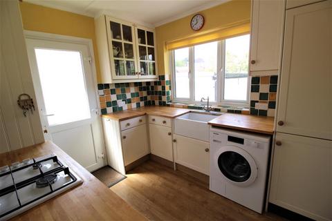 6 Stane Way, Epsom, KT17 1PN