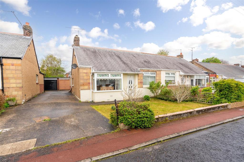 Brunton Avenue, Newcastle Upon Tyne 2 bed semidetached bungalow £140,000