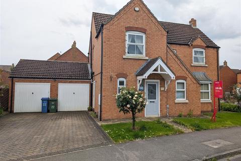 4 bedroom detached house for sale, Hadrians Walk, Crossgates, Scarborough