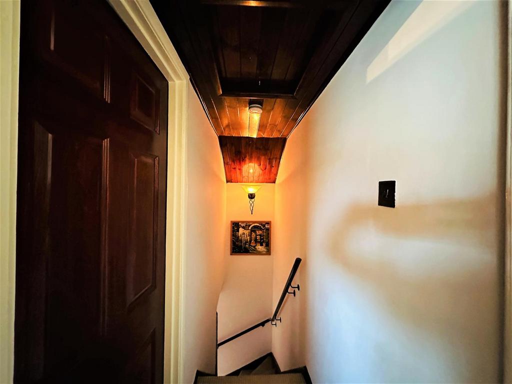 First Floor Accommodation - Landing