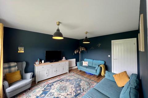 32 Budding Way, Dursley, GL11 5BE