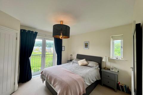 32 Budding Way, Dursley, GL11 5BE