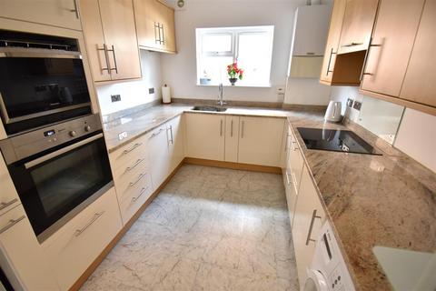 3 bedroom semi-detached bungalow for sale - Wanscow Walk, Henleaze