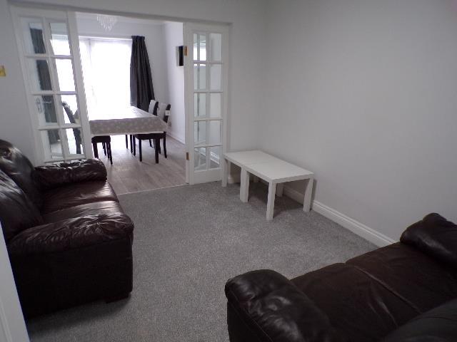Lounge.JPG