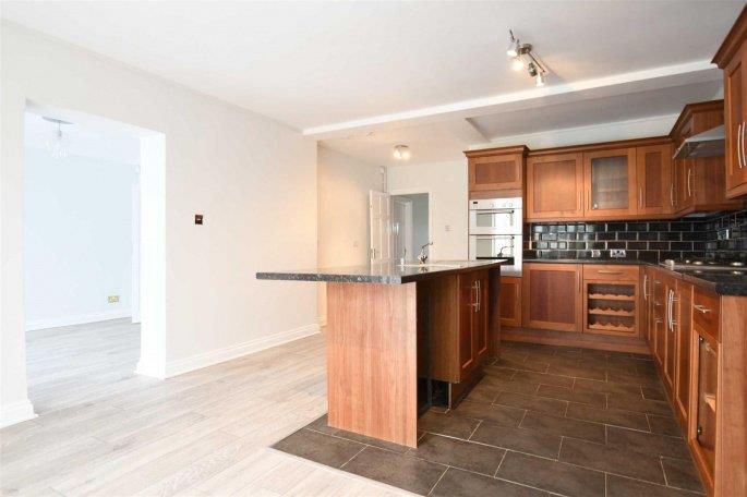 Extended kitchen/breakfast room