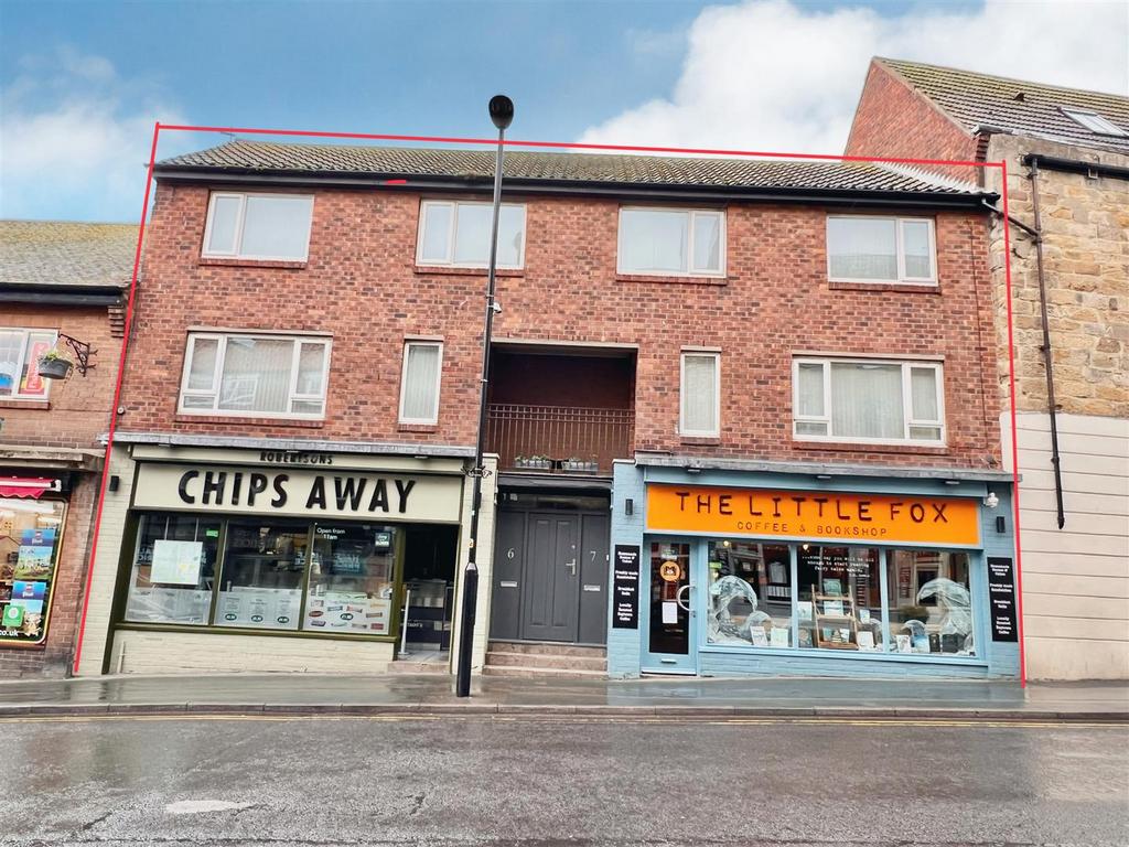 Bridge Street, Whitby, North Yorkshire YO22 4BG Retail property (high