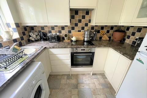 2 bedroom retirement property for sale - Cwrt Beaufort, Palmyra Court, West Cross, Swansea