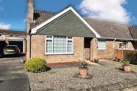 3 bedroom semi-detached bungalow for sale, Abbots Garth, Scarborough