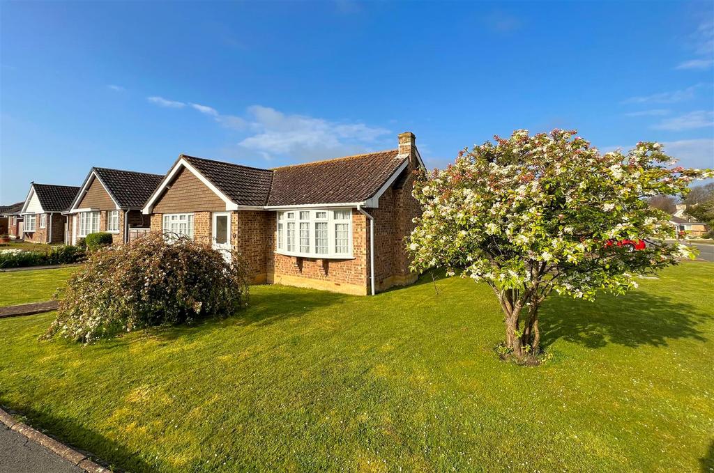 Freshwater, Isle of Wight 2 bed detached bungalow for sale £337,500