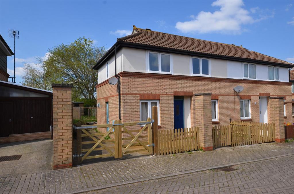 Ethorpe, Two Mile Ash, Milton Keynes 3 bed house £1,450 pcm (£335 pw)
