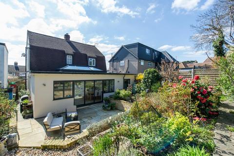 49 Beechway, Bexley, DA5 3DQ