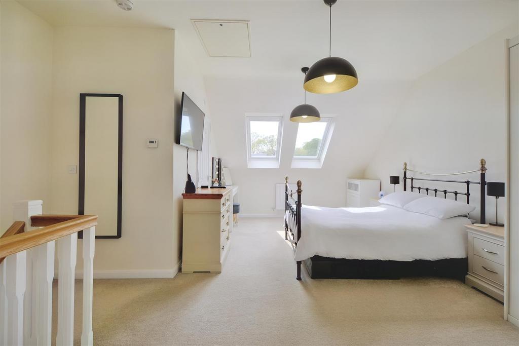 Bedroom 1 1.jpeg