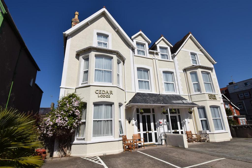Deganwy Avenue, Llandudno Guest house £450,000