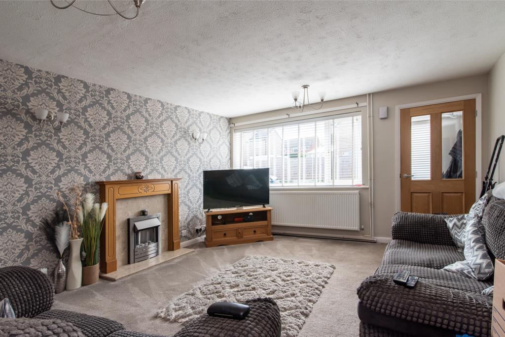 Wheatley Drive, Carlton, Nottingham 2 bed semidetached house for sale £210,000