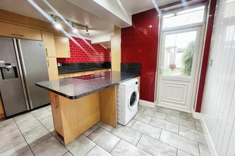 3 bedroom house to rent, Chadwell Road, Grays
