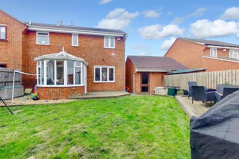 194 Arncliffe Drive, Heelands, Milton Keynes, MK13 7QF