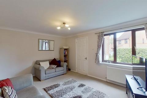 4 Bernstein Close, Browns Wood, Milton Keynes, MK7 8EH