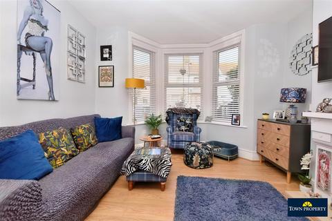 2 bedroom terraced house for sale - Eshton Road, Eastbourne