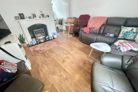 106 Lansdowne Road, Middlesbrough, TS4 2QS