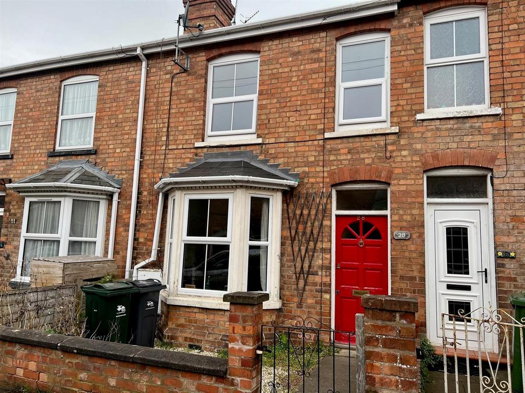 Redland Road, Malvern 2 bed terraced house £900 pcm (£208 pw)