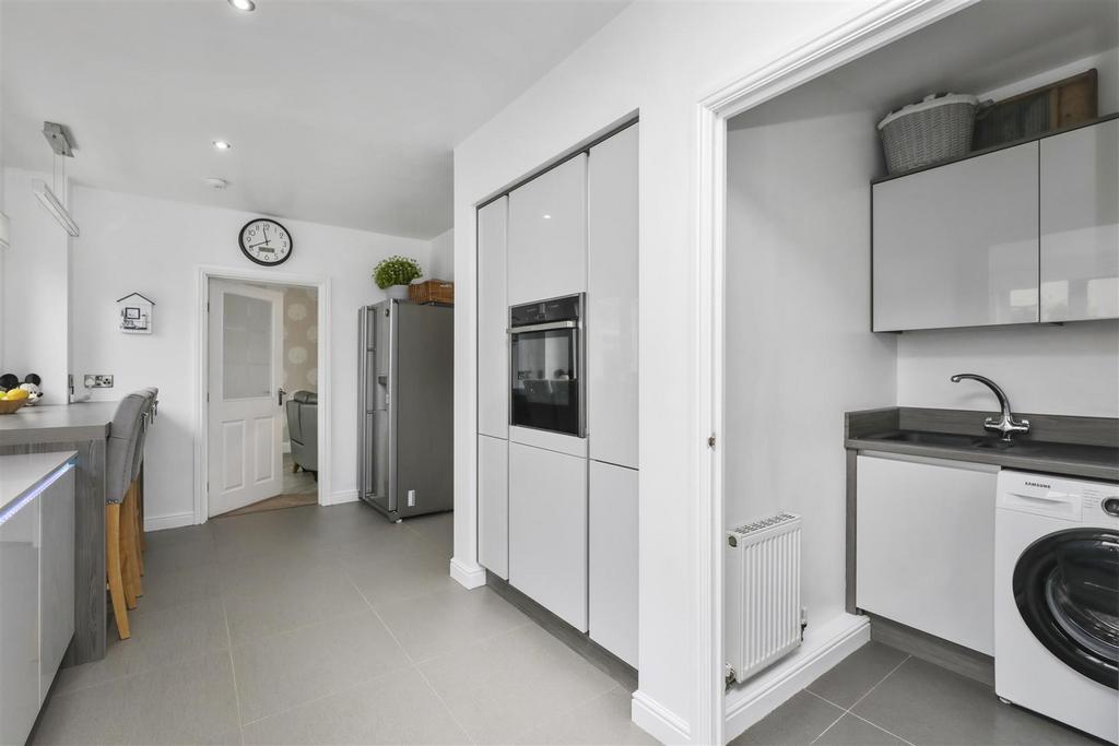 13 Middlebank Rise Dunfermline 36.jpg