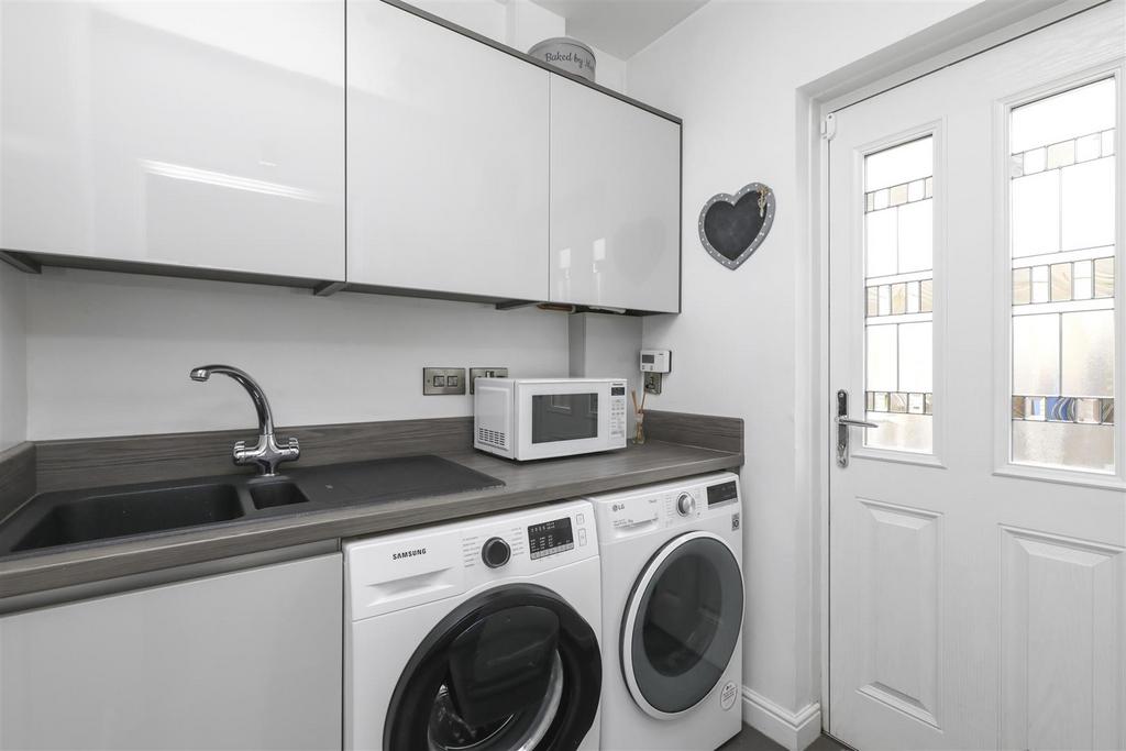 13 Middlebank Rise Dunfermline 38.jpg