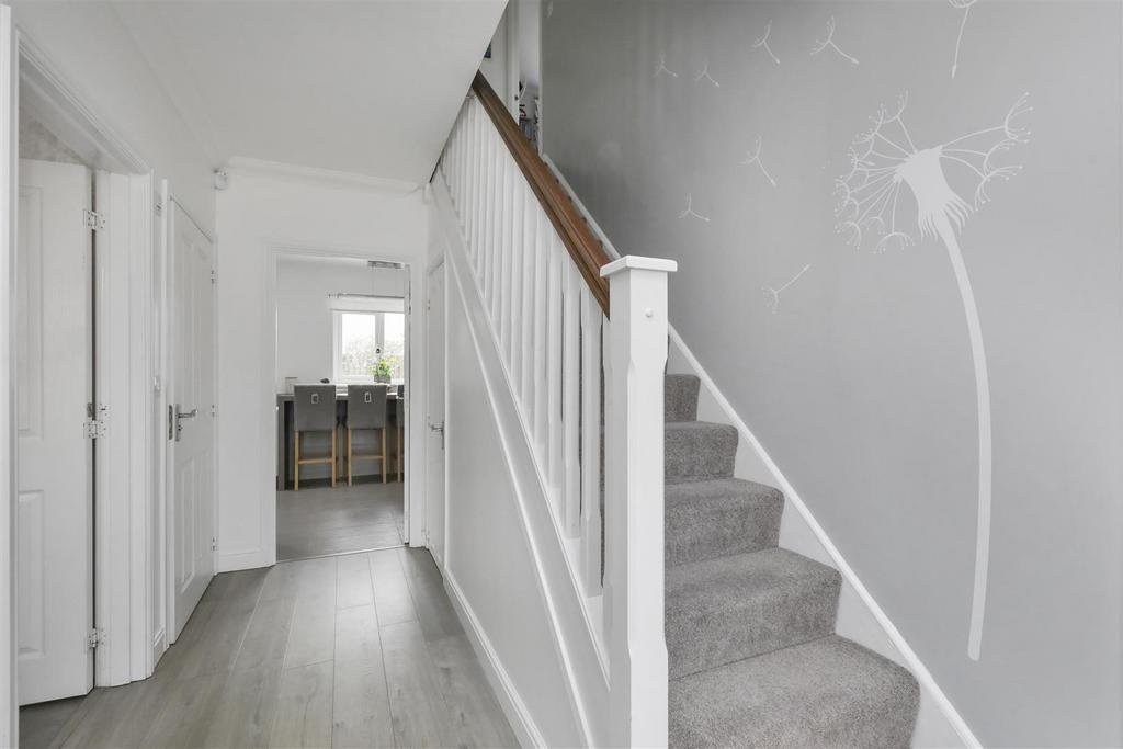 13 Middlebank Rise Dunfermline 27.jpg