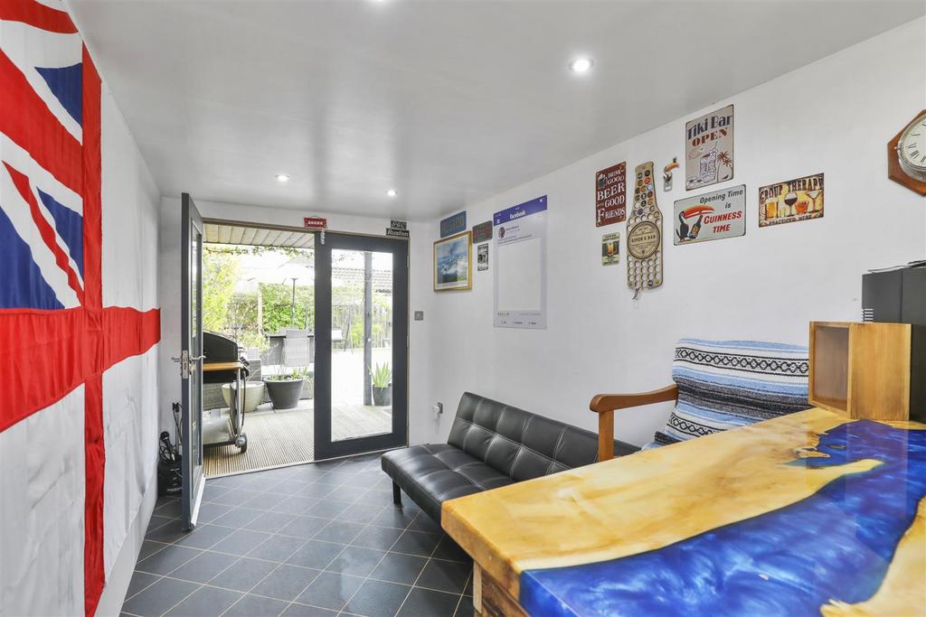 13 Middlebank Rise Dunfermline 9.jpg