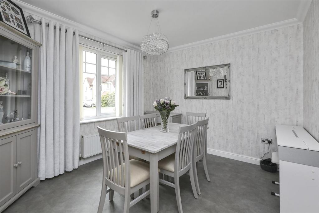 13 Middlebank Rise Dunfermline 26.jpg