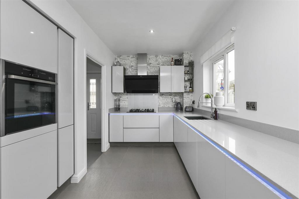 13 Middlebank Rise Dunfermline 34.jpg