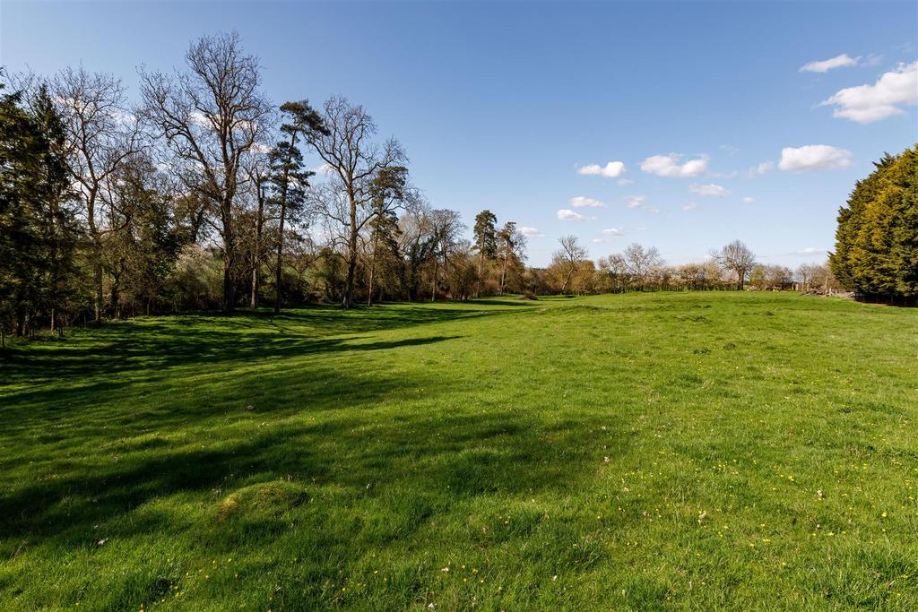 Ladbroke-069 A.jpg