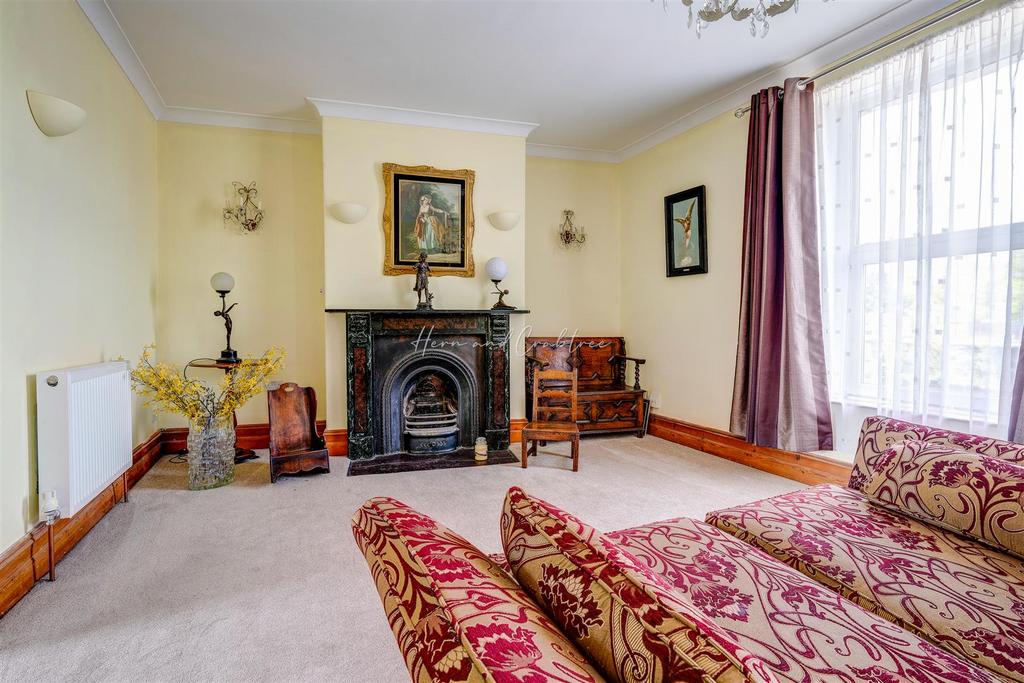 Coldstream Terrace, Riverside, Hern Crabtree (16).j